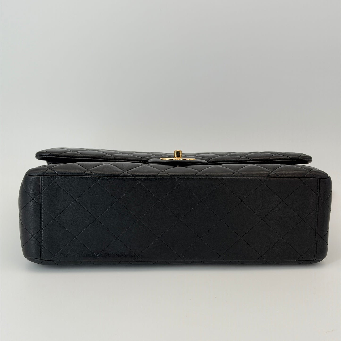 Chanel Maxi Shoulder Flap Bag Black - Lambskin Leather
