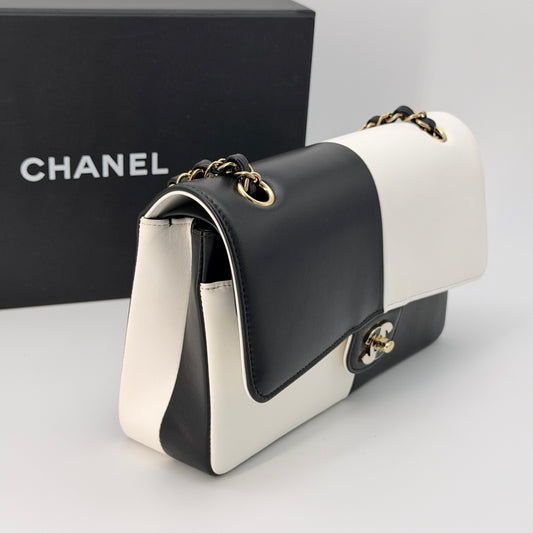 CHANEL Pre-Owned Bicolor Leather Chain Shoulder Bag