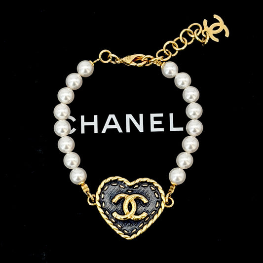 CHANEL Quilted Heart Interlocking CC Logo Bracelet