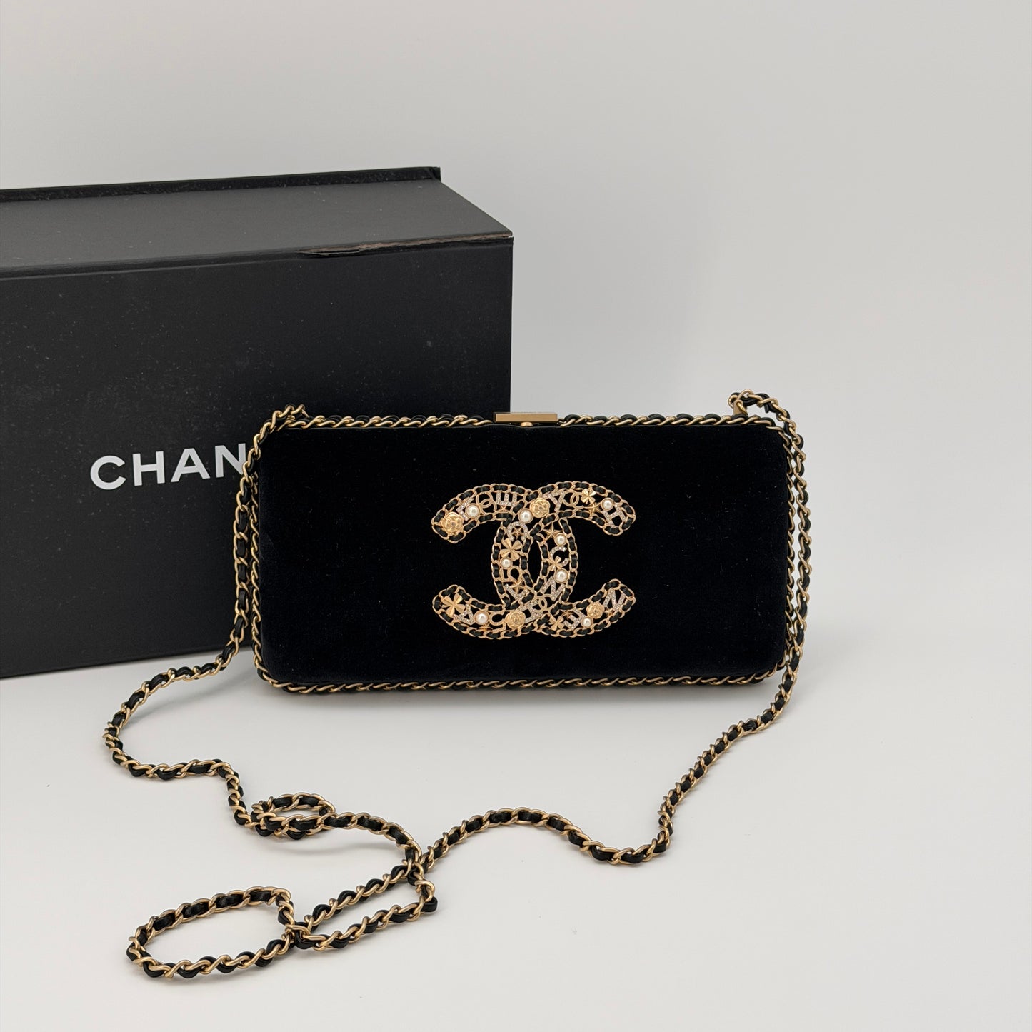 Chanel Black Velour CC Chain Around Evening Clutch – Gold