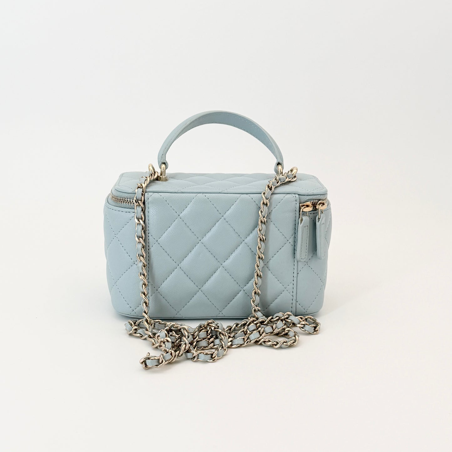 Chanel Lambskin Quilted Small Top Handle Vanity Case With Chain