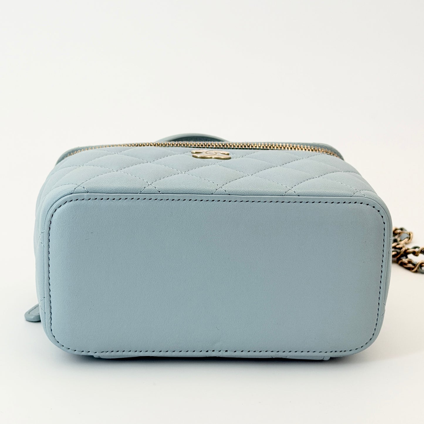 Chanel Lambskin Quilted Small Top Handle Vanity Case With Chain