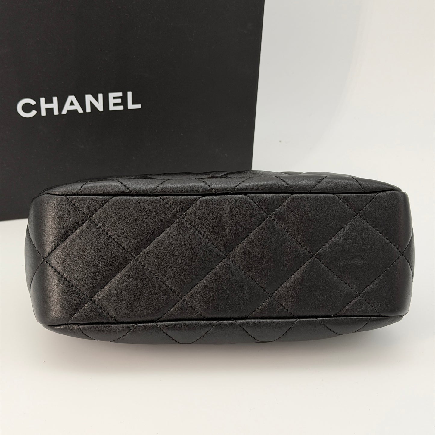 Chanel Lambskin Quilted CC Kisslock Clutch Black