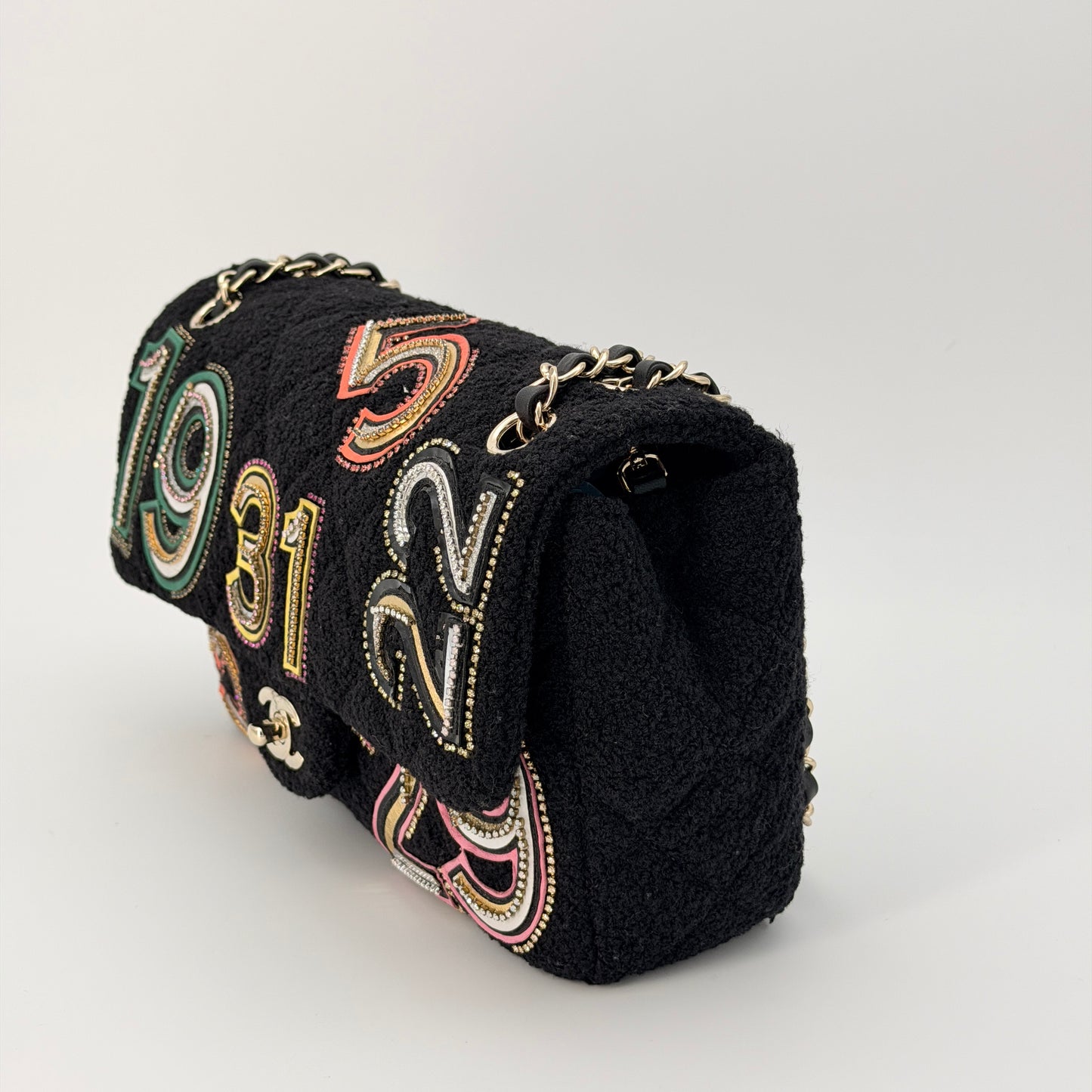 Chanel AS2785 Matelasse No Icon Chain Shoulder Bag
