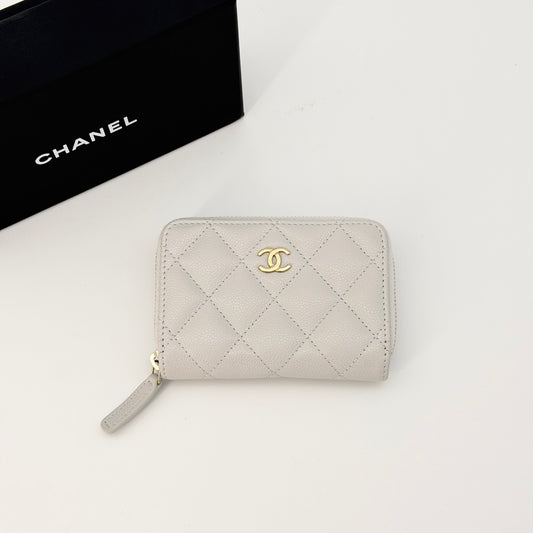 Chanel light grey Caviar Classic Zipped Wallet