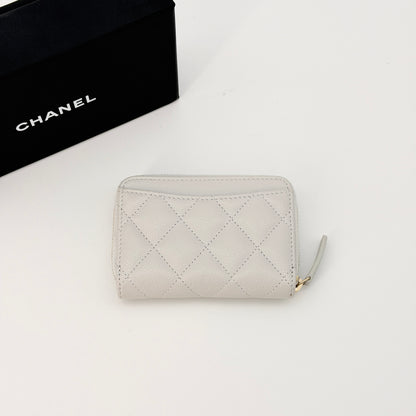 Chanel light grey Caviar Classic Zipped Wallet