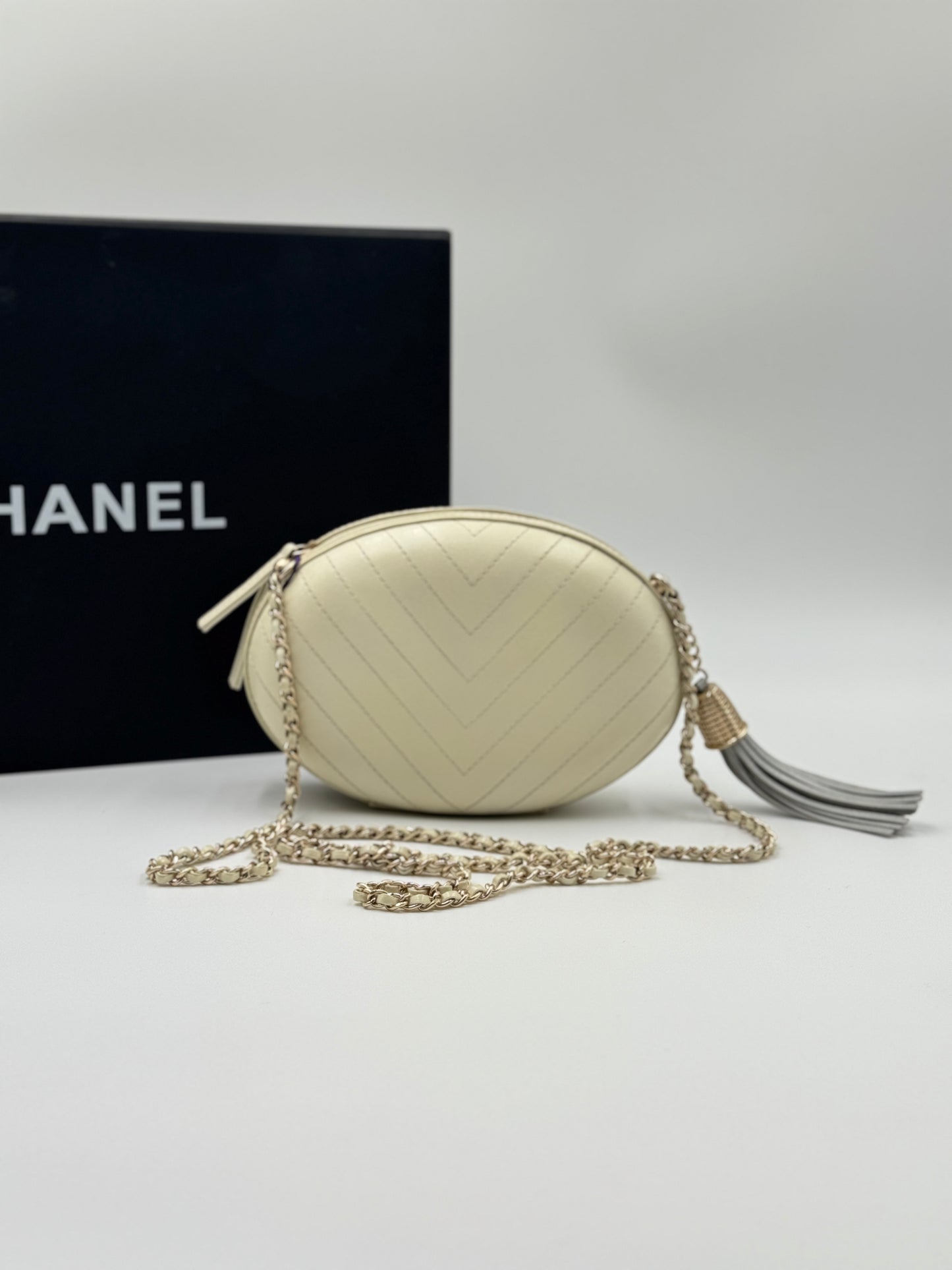 Chanel White Chevron Quilted Leather La Pausa Evening Bag